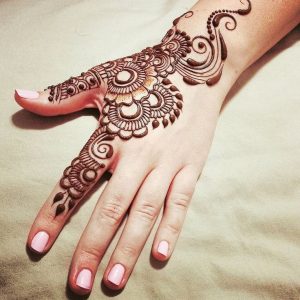 Mehendi Art _ One Hand